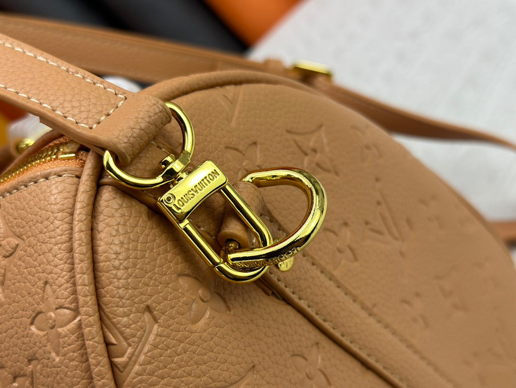 B1X56E29 Fashion leather bag