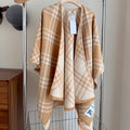 W1R86R47 Fashion cape