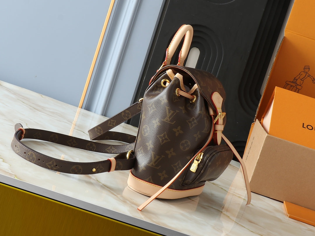 146PE176B Popular leather bag