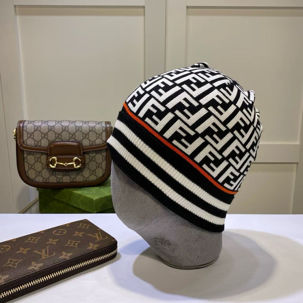 M1R86F64 Fashion hats