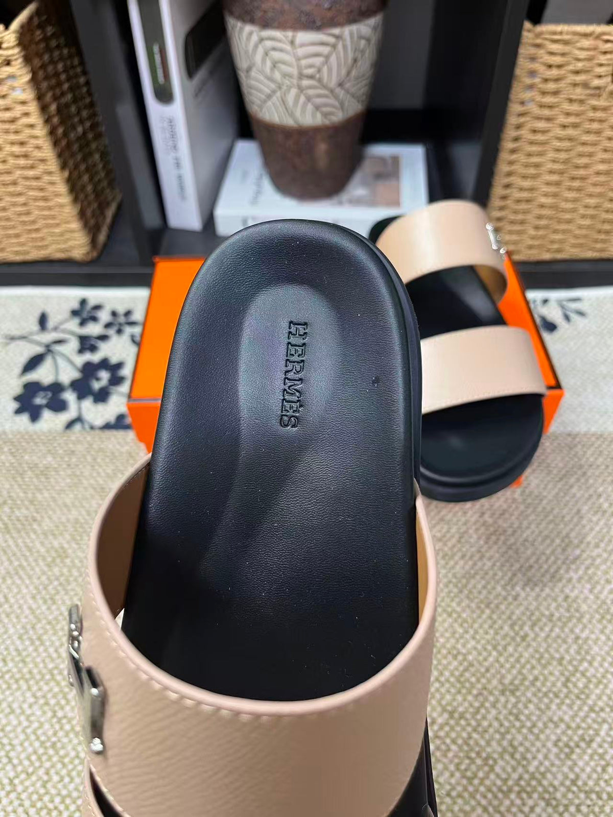 Z2P36H21 Popular high-quality leather Shoes