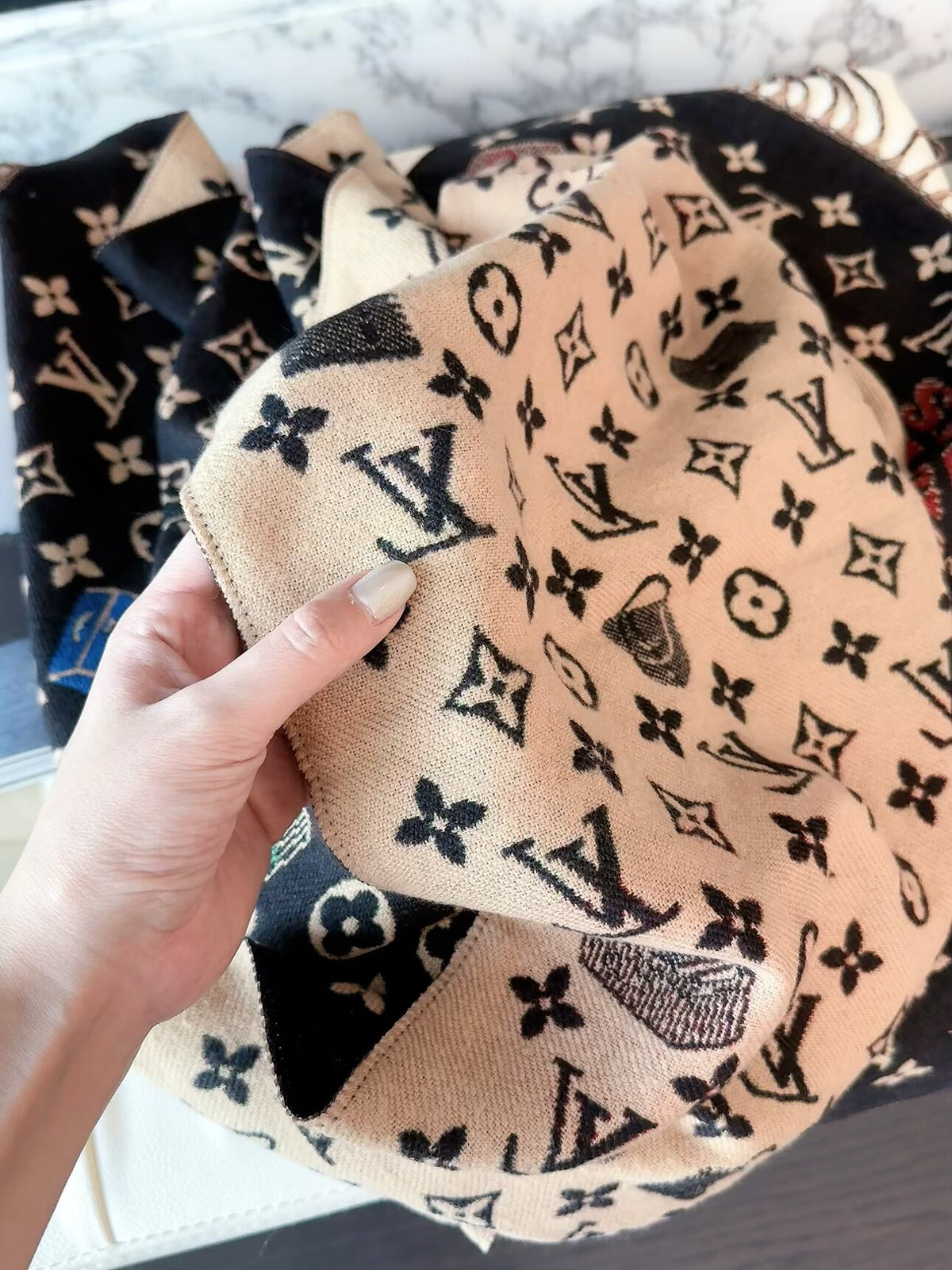 W1R106E2 Fashion Winter Scarves