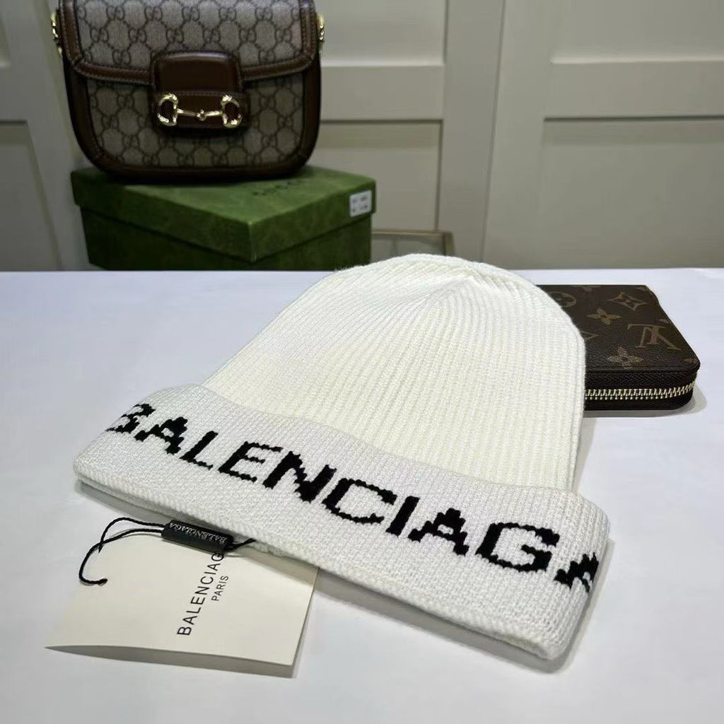M1R86J86 Fashion hats