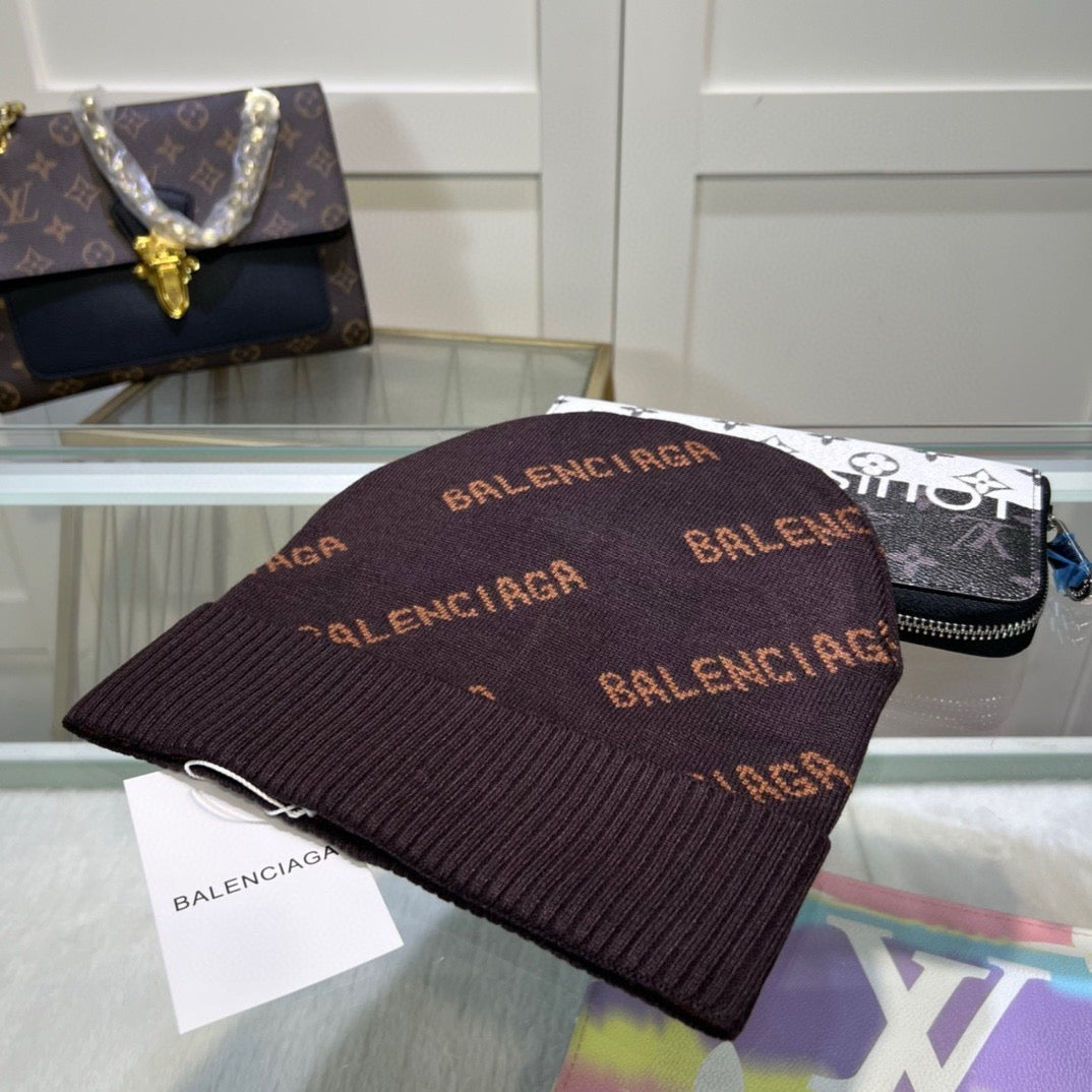 M1R86J98 Fashion hats
