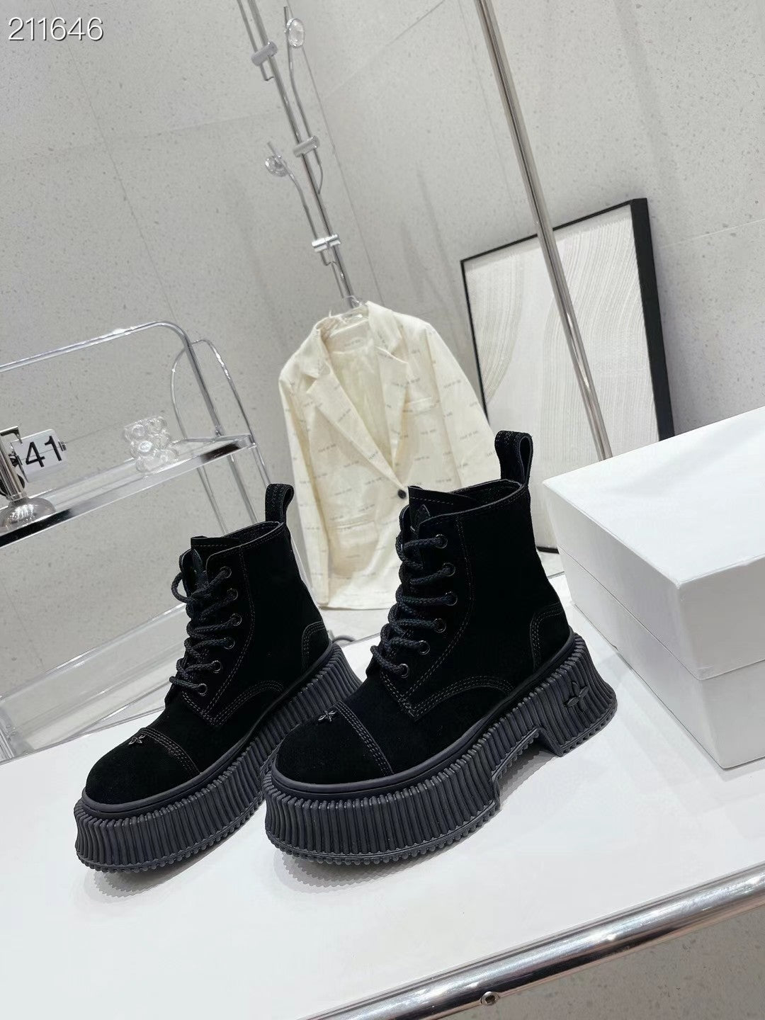 Z2P96A21 Popular high-quality shoes