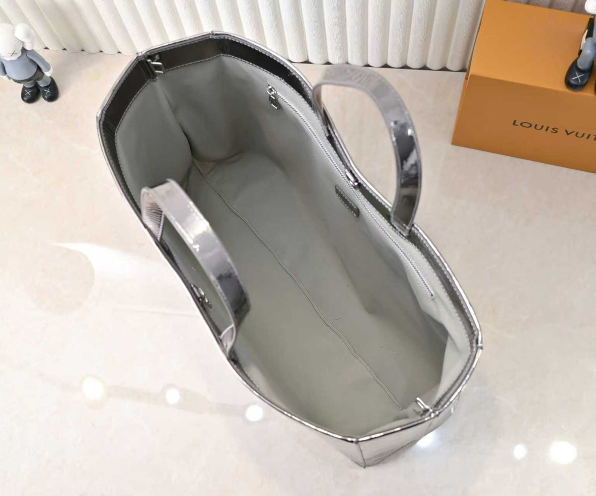 146PE82B Popular leather bag