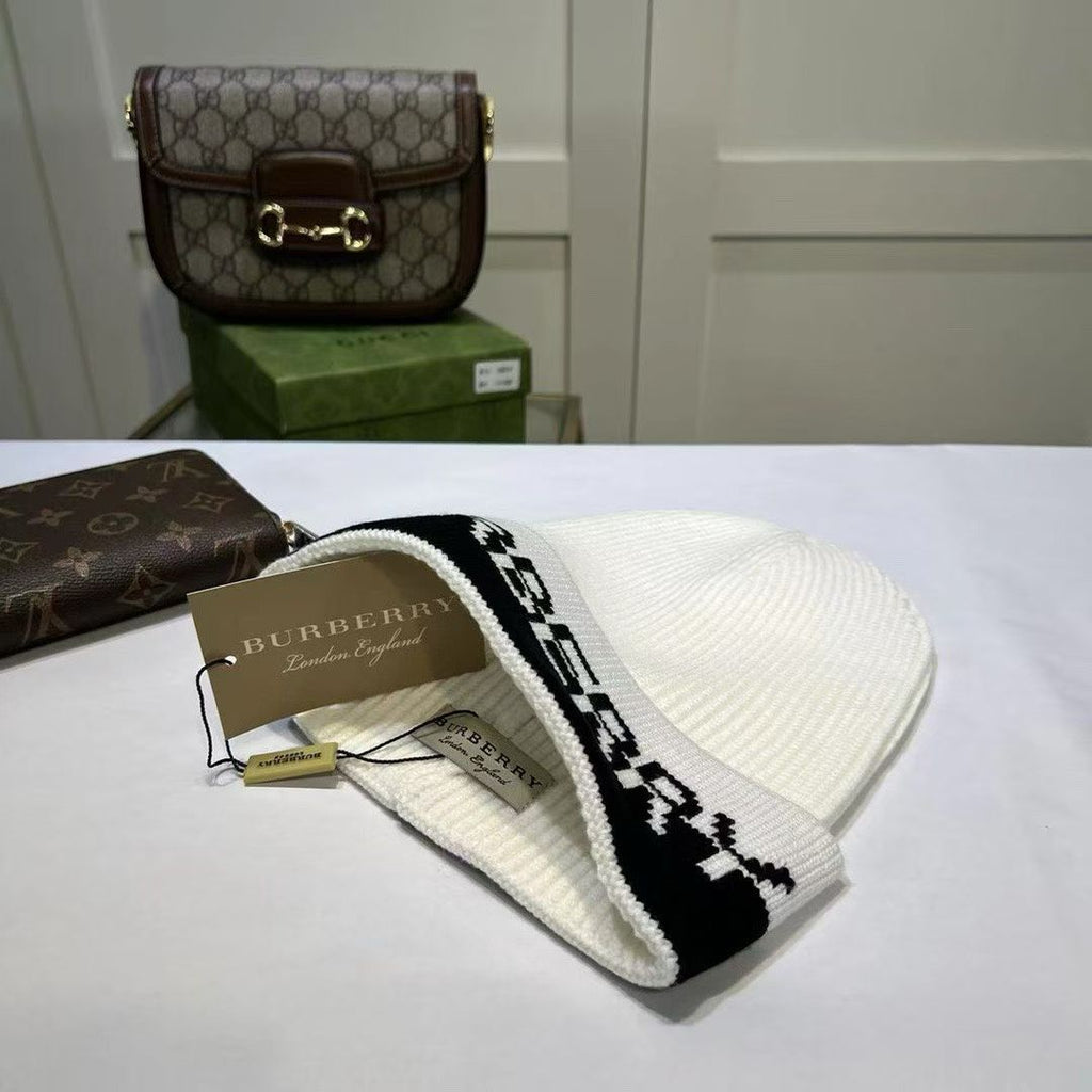 M1R86R80 Fashion hats