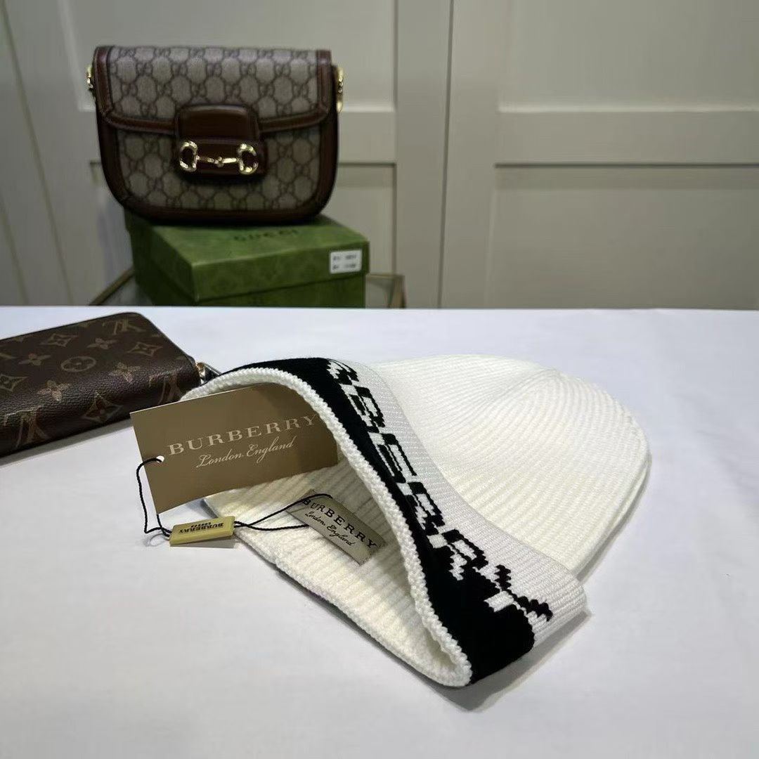 M1R86R80 Fashion hats
