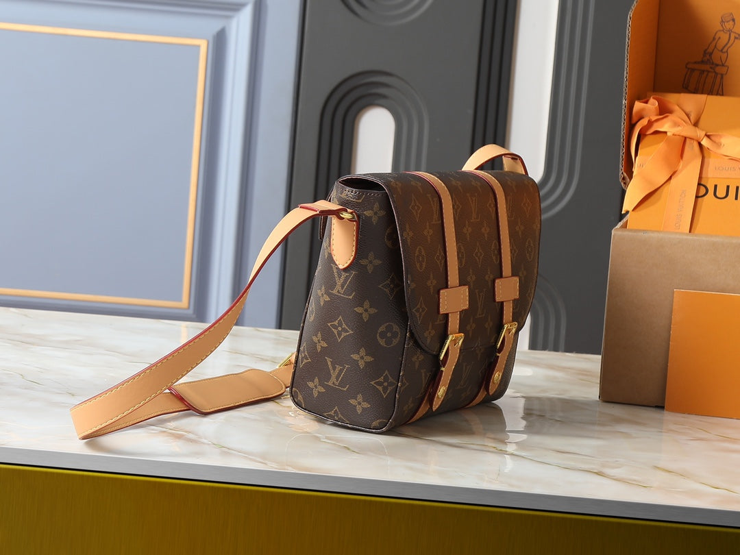 B1R76E56 Fashion leather bag
