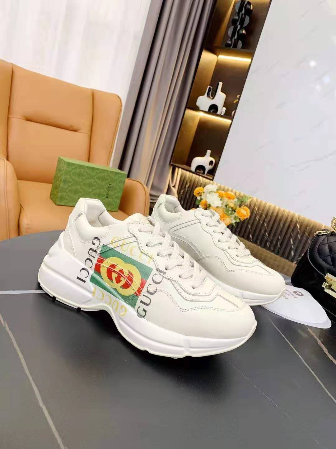 Z2P96B29 Popular high-quality leather shoes