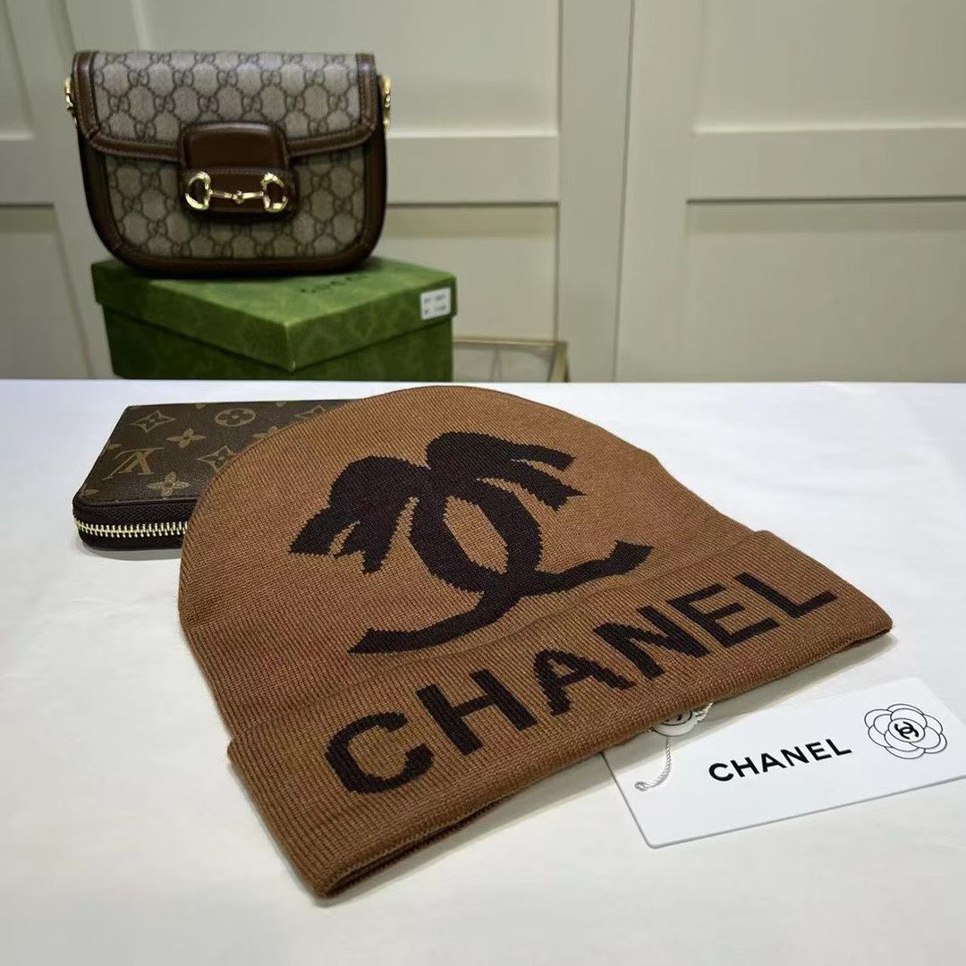M1R86C40 Fashion hats