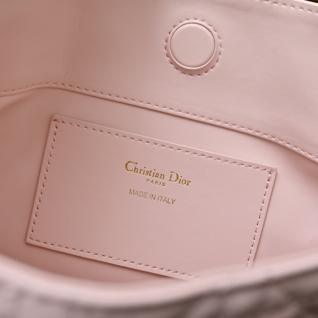 B1N96D35 Popular leather bag