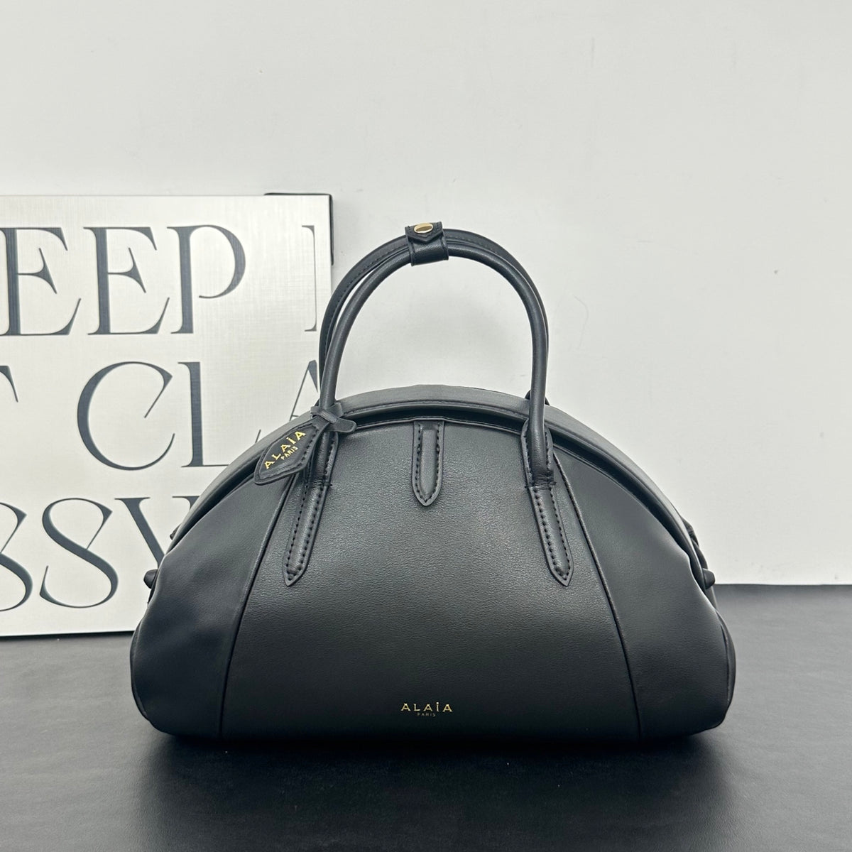 B1R96A2 Popular leather bag