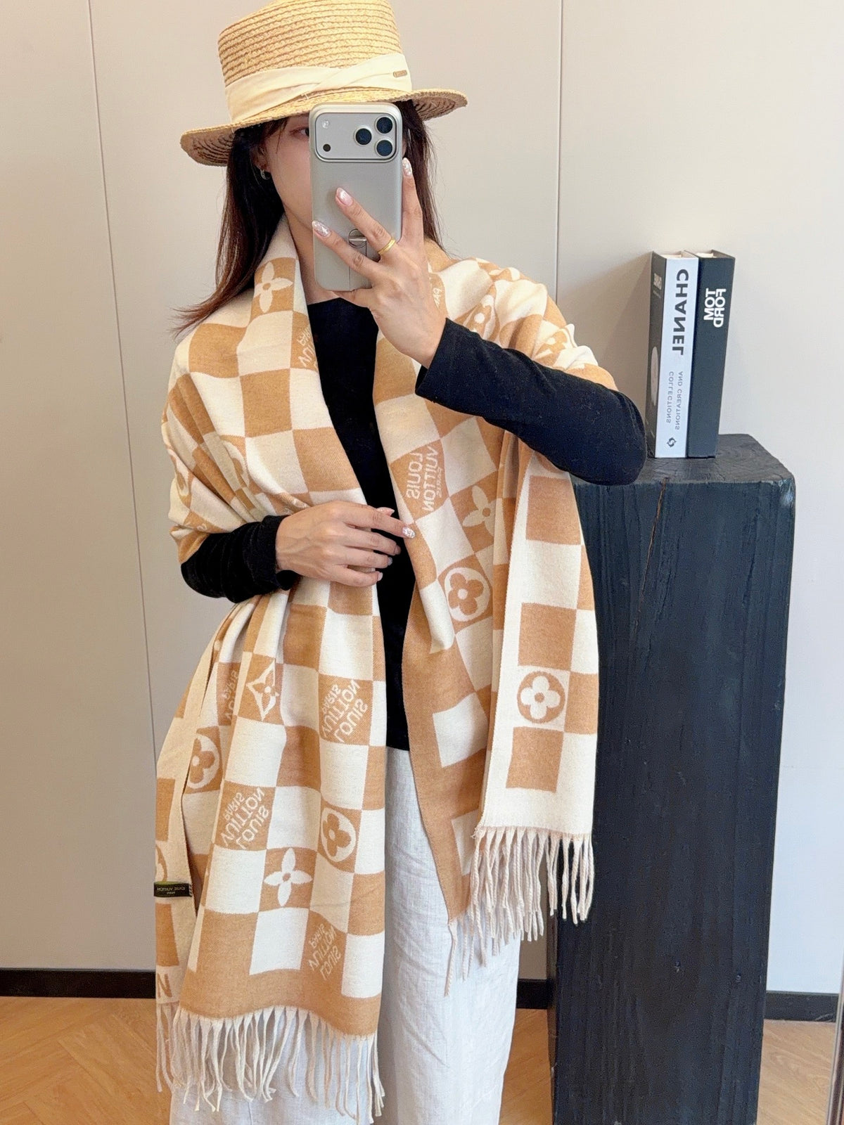 W1R86E22 Popular Winter Scarves