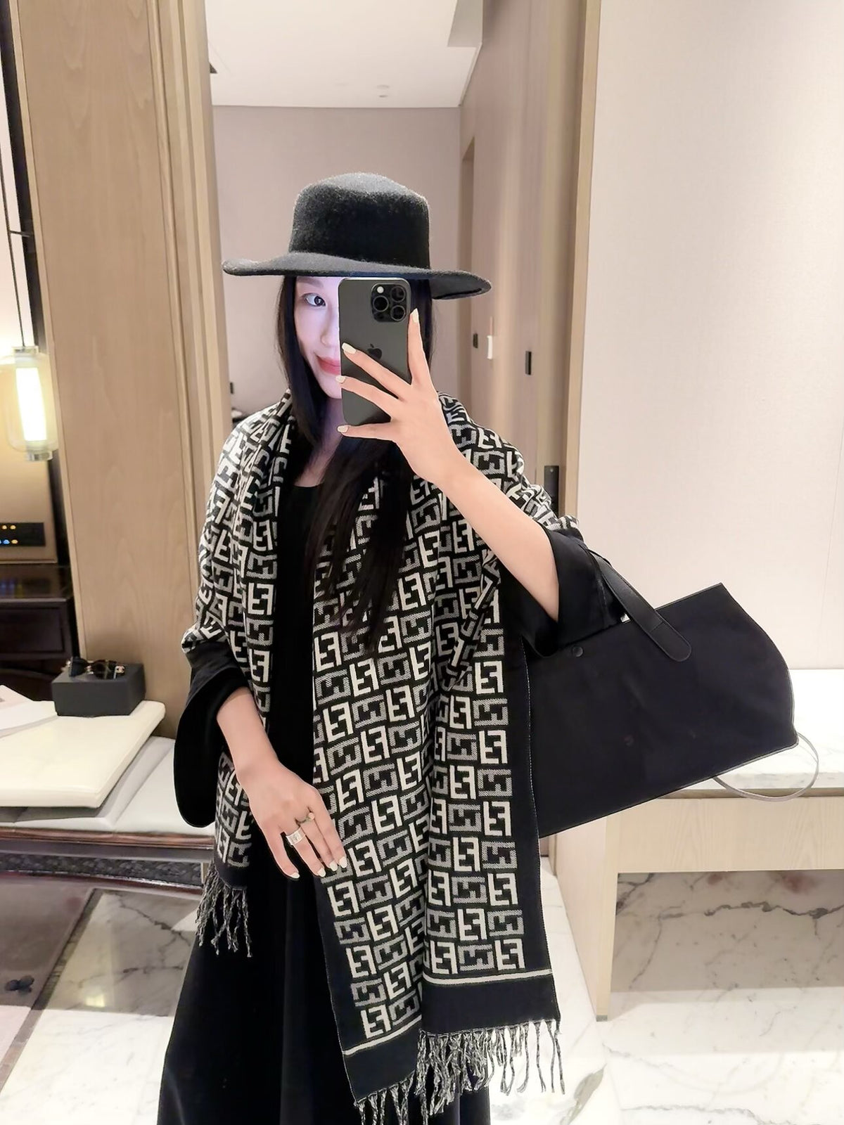 W1R86F104 Fashion Winter Scarves