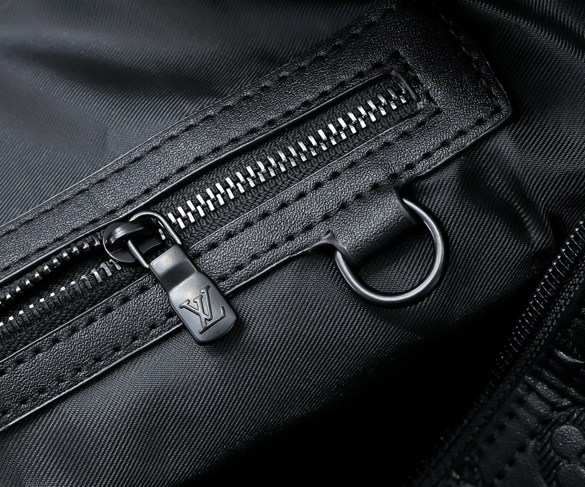 B1X76E7 Popular leather luggage bag