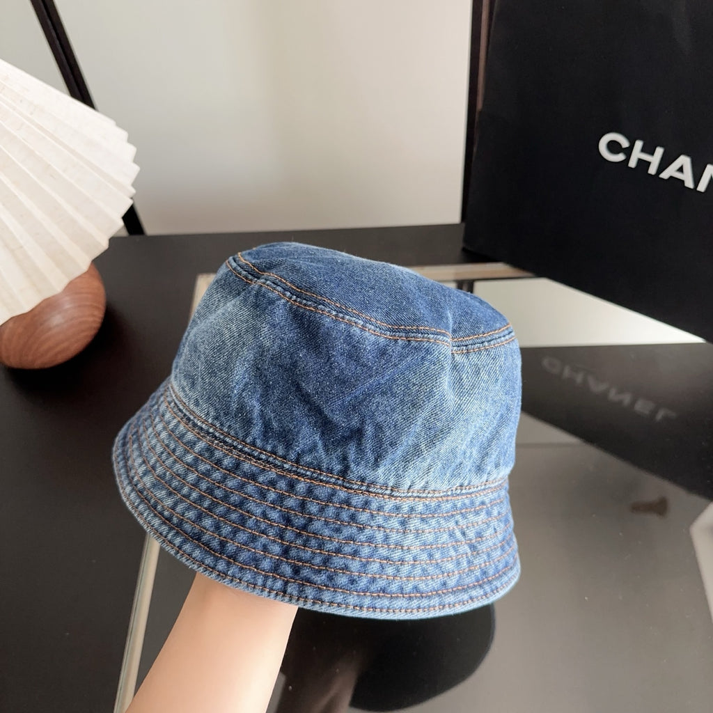 M1R96P26 Fashion hats