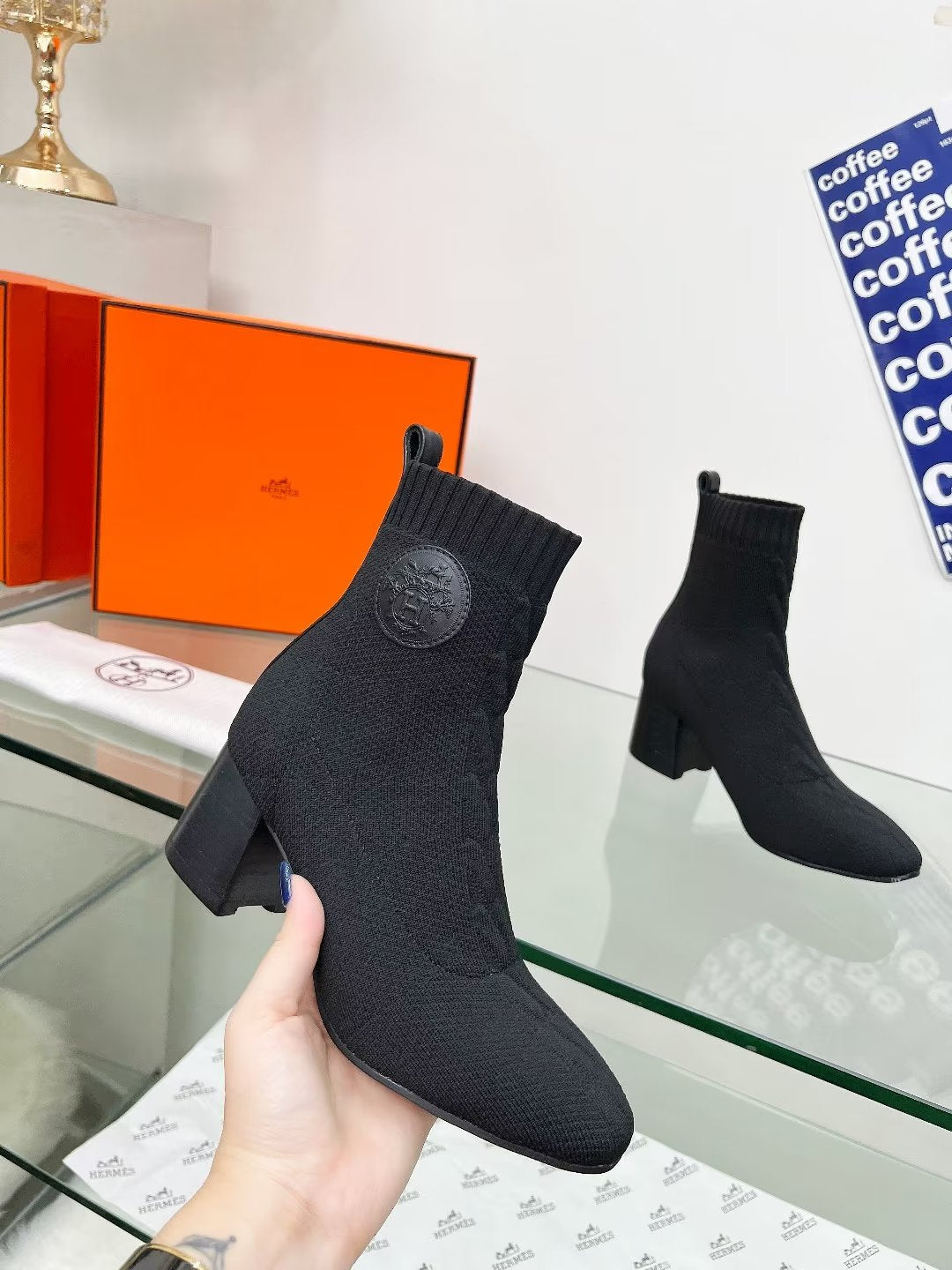 Z2P96H22 Fashion high-quality shoes
