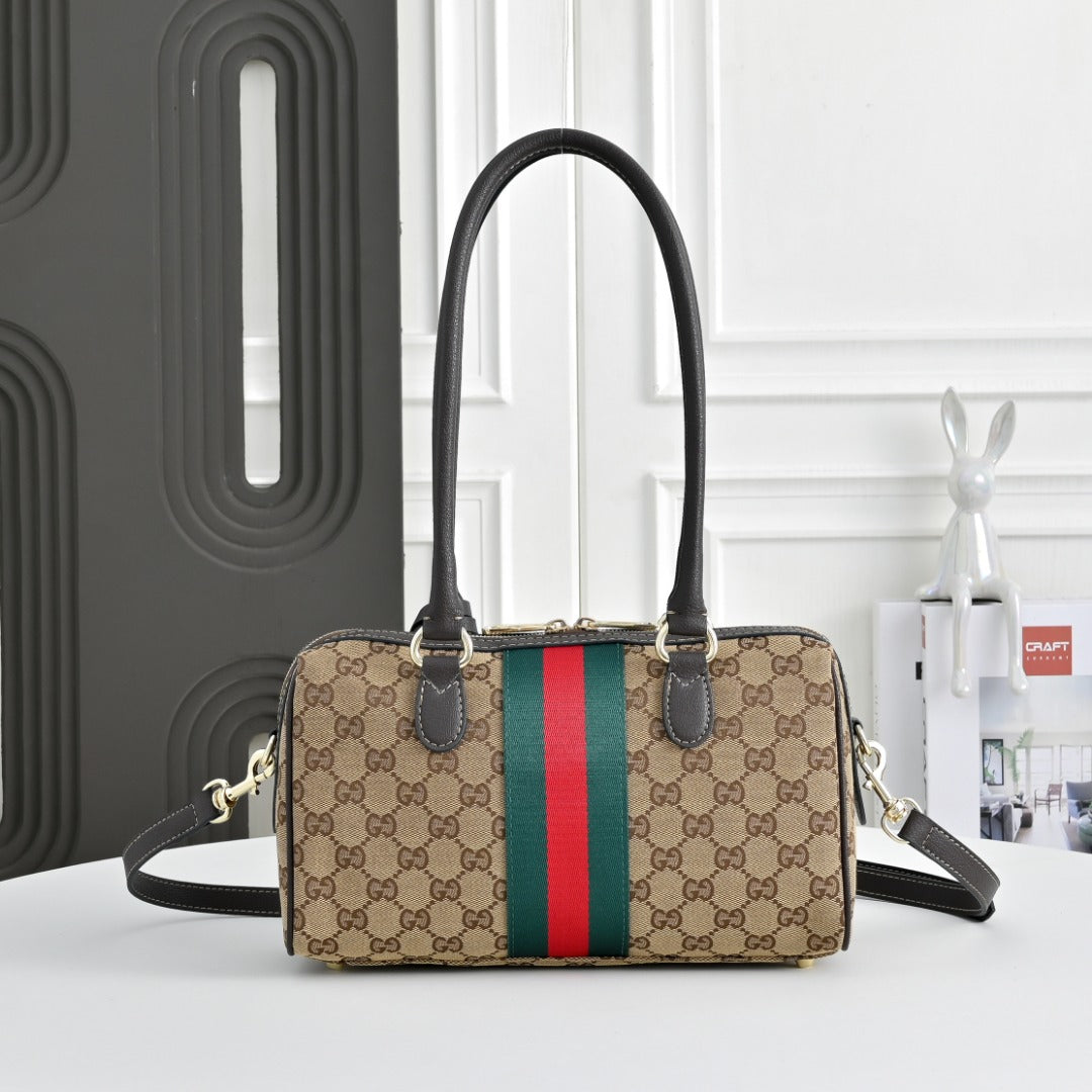 B1R76B02 Fashion bag