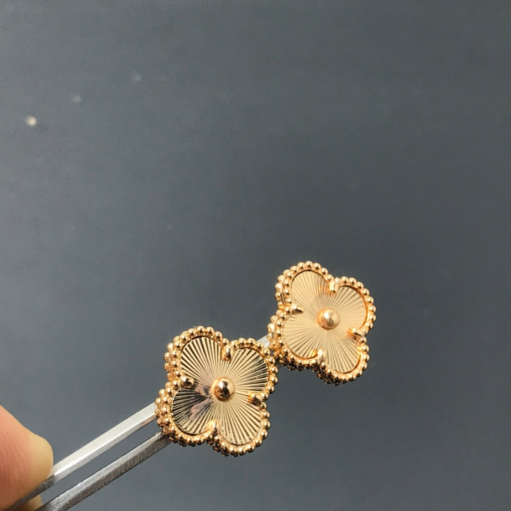 5XVA196E Popular  Earrings
