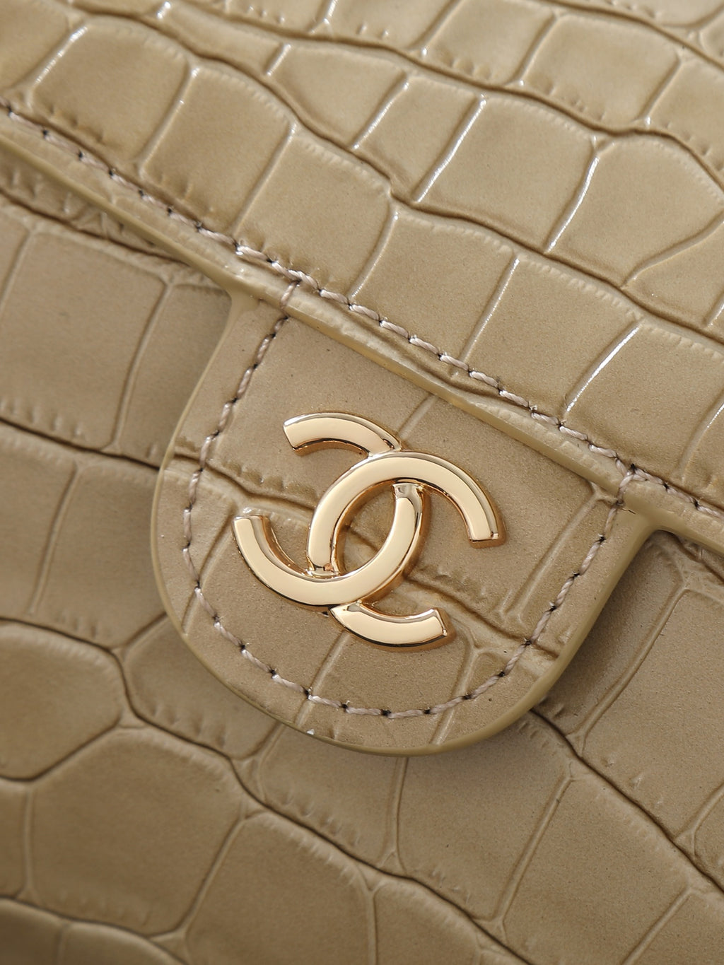 B1R76C22 Fashion leather bag