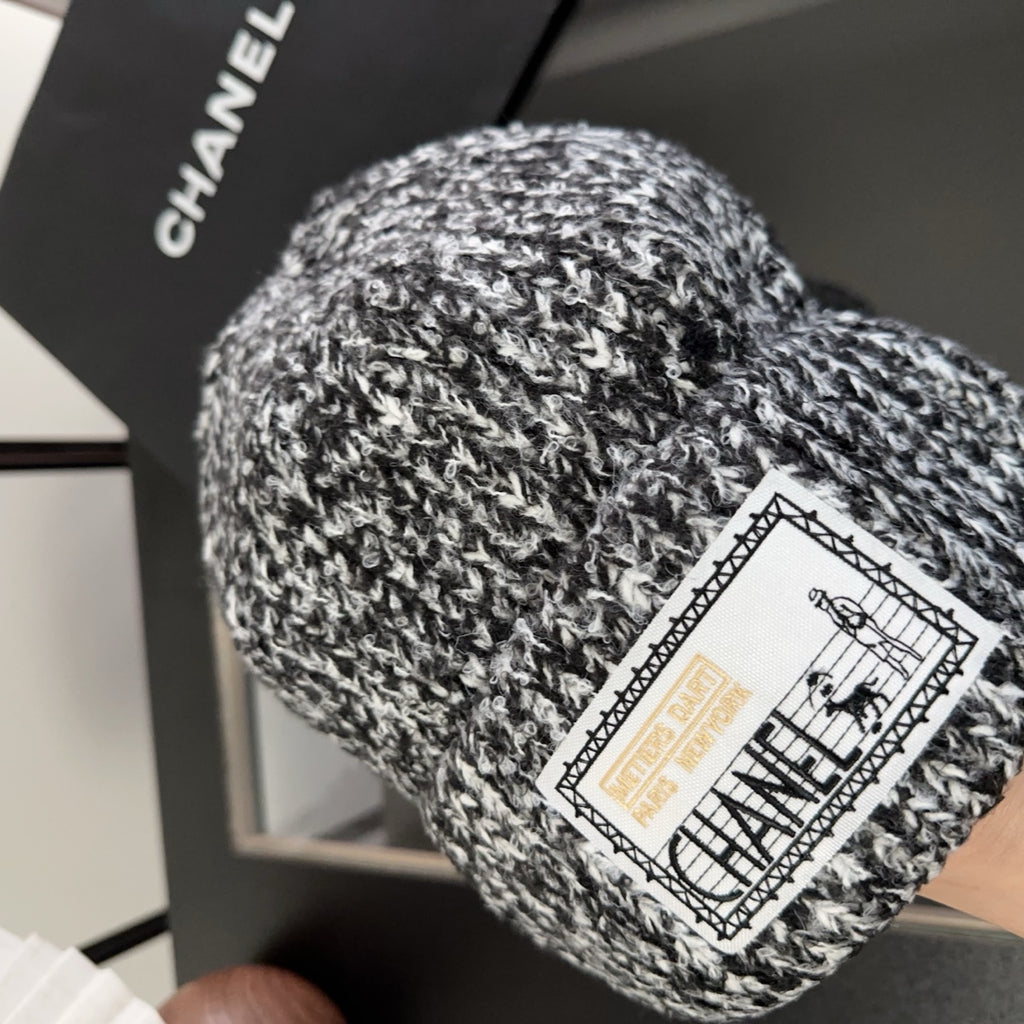 M1R86C25 Fashion hats