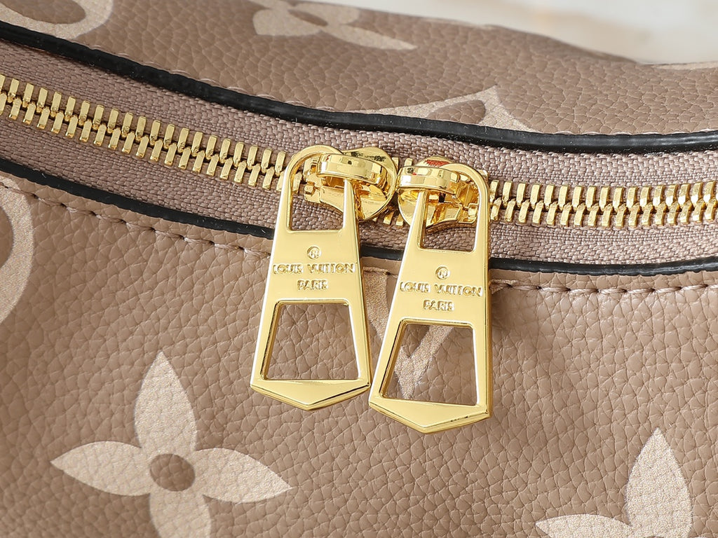 B1R76E48 Fashion leather bag
