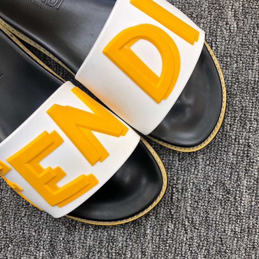 5XF106Z Popular Slippers