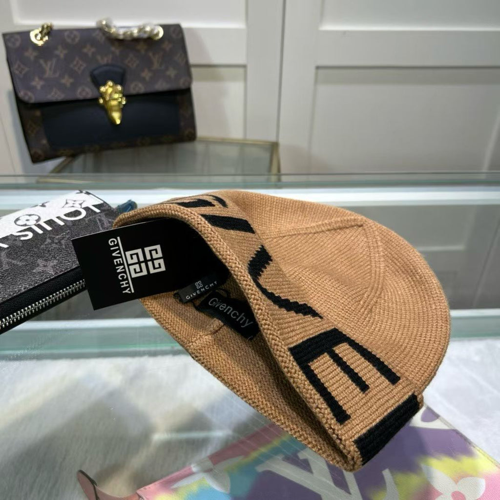 M1R86GV95 Fashion hats
