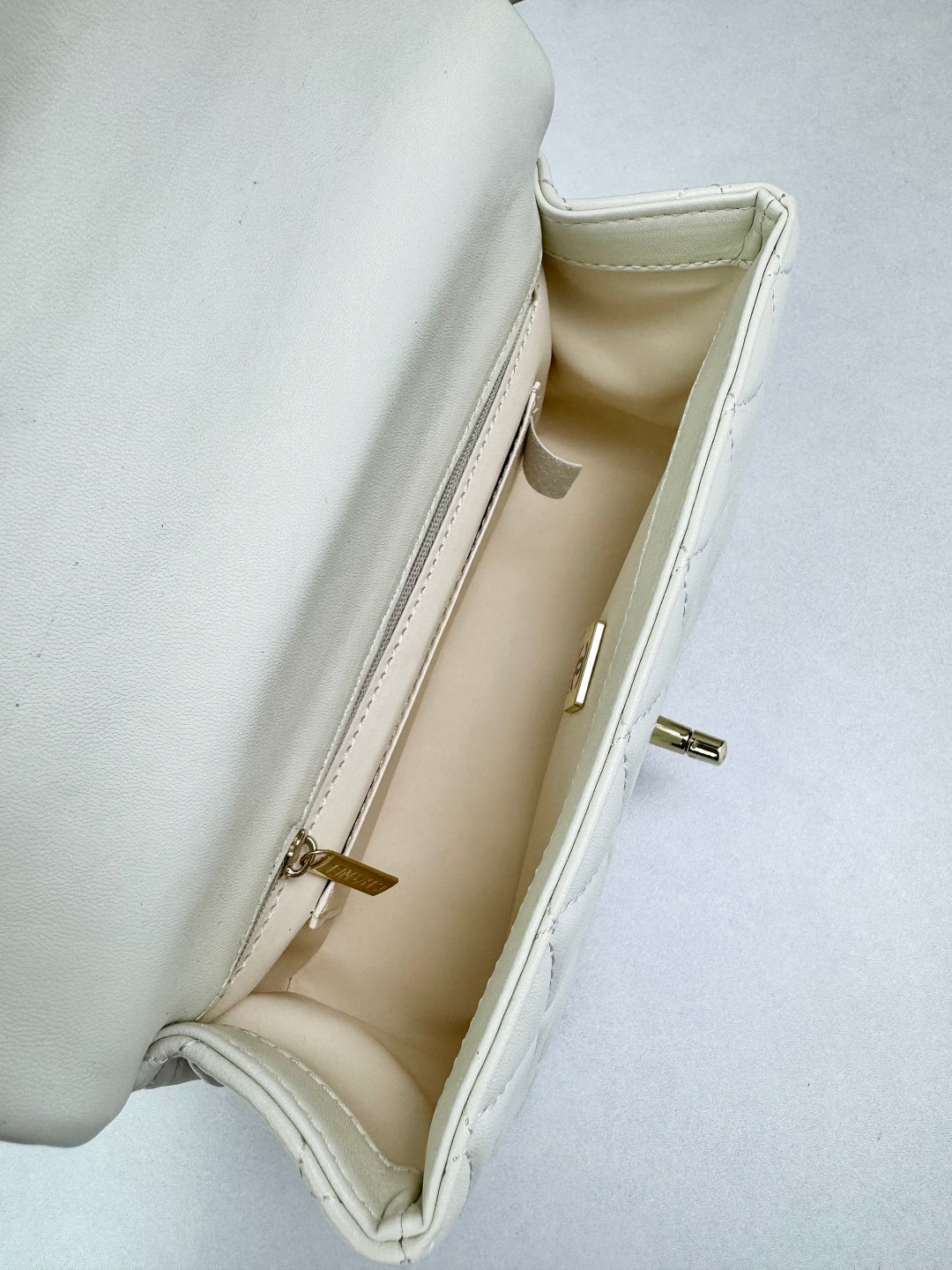 B1X66C5 Fashion high-quality leather bag