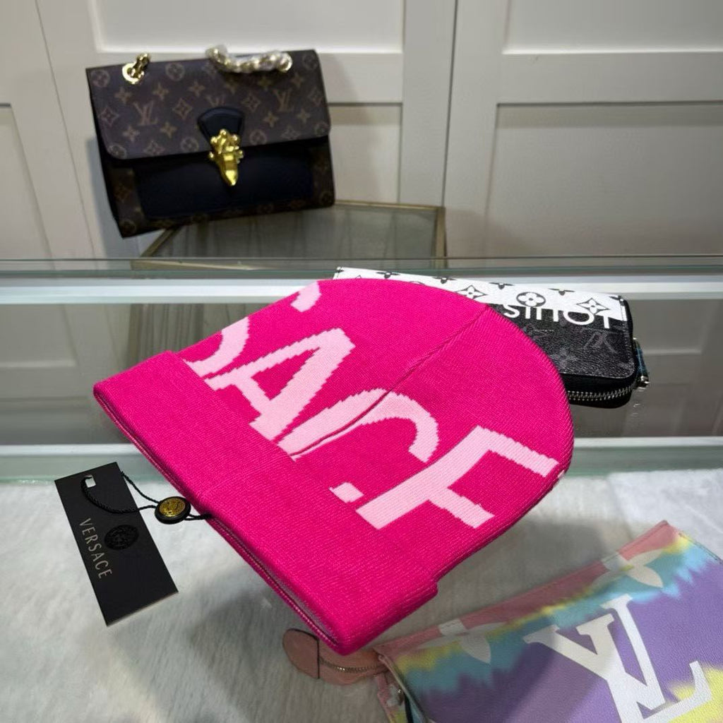 M1R86V92 Fashion hats