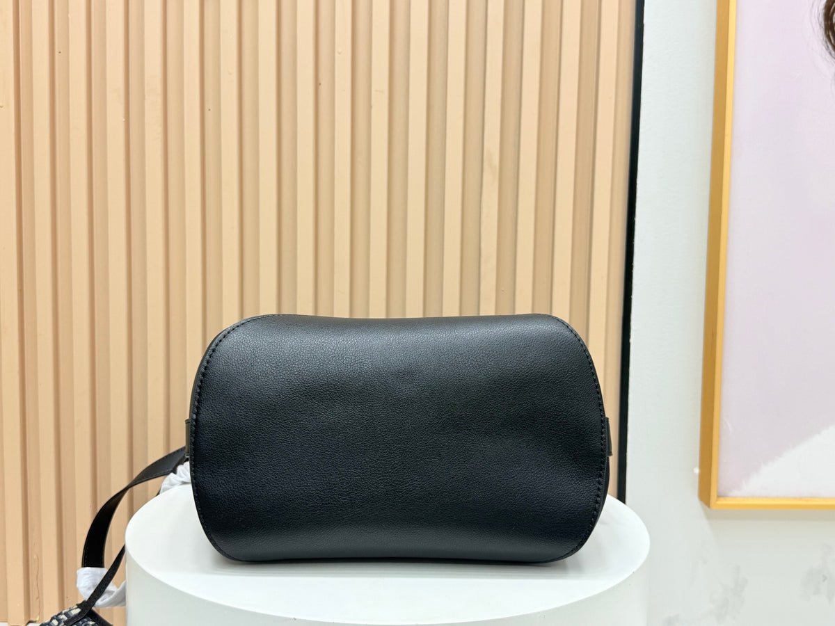 B1R76D45 Fashion leather bag