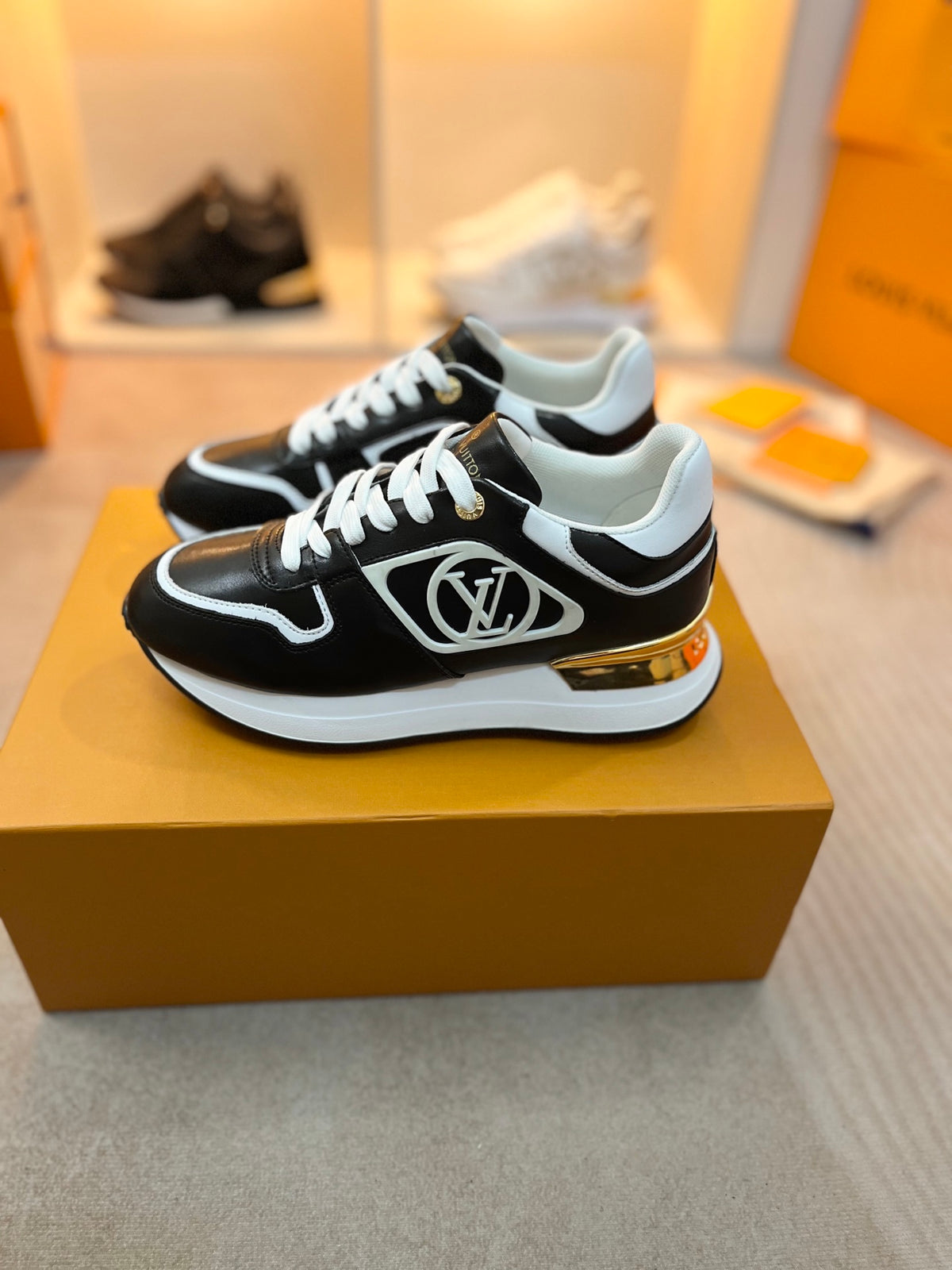 236PE59Z Popular high-quality leather Shoes