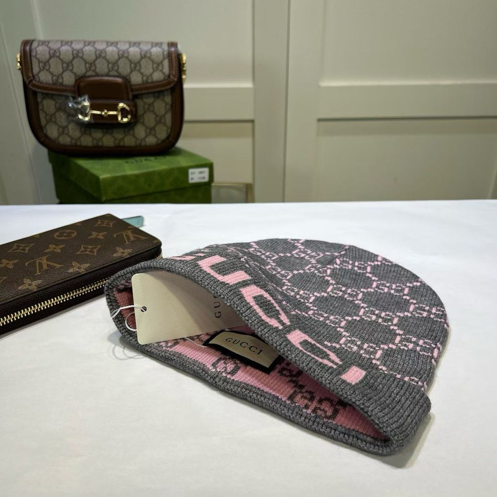 M1R86B52 Fashion hats