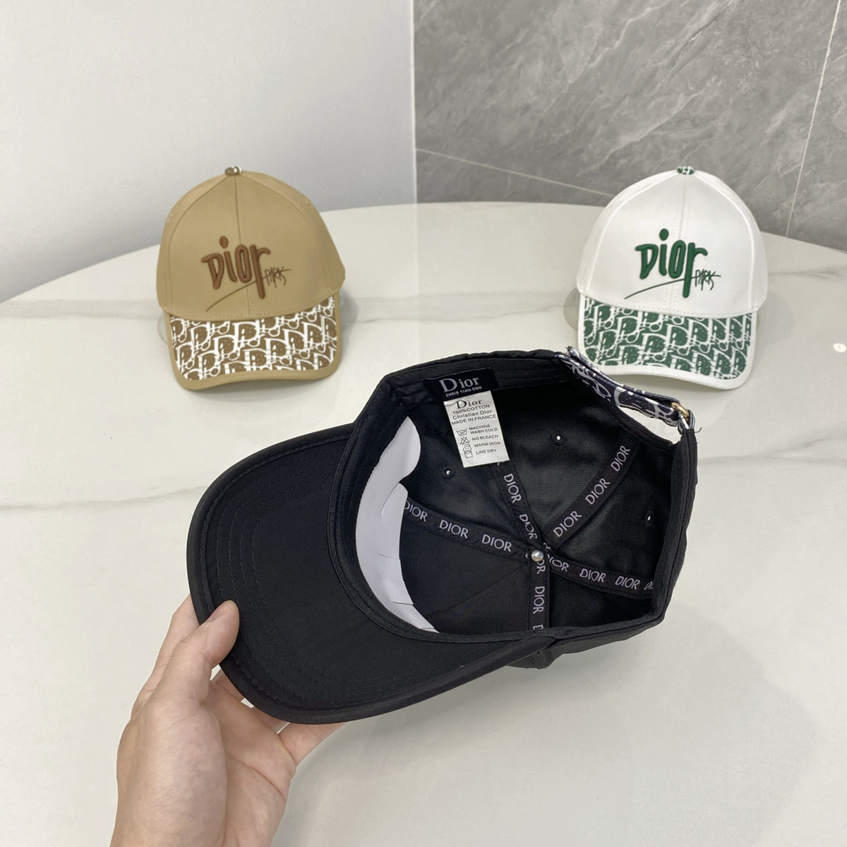 M1R86D123 Popular hats