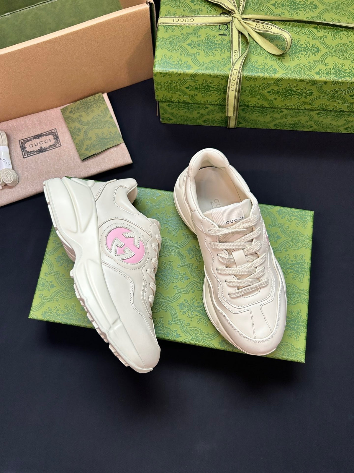 Z2P96B28 Popular high-quality leather shoes