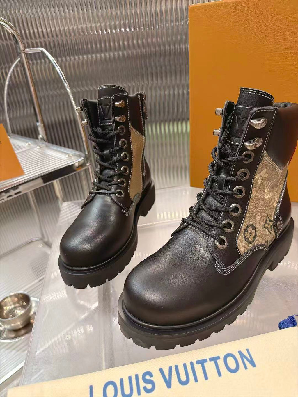 Z2P96E2 Popular high-quality leather shoes