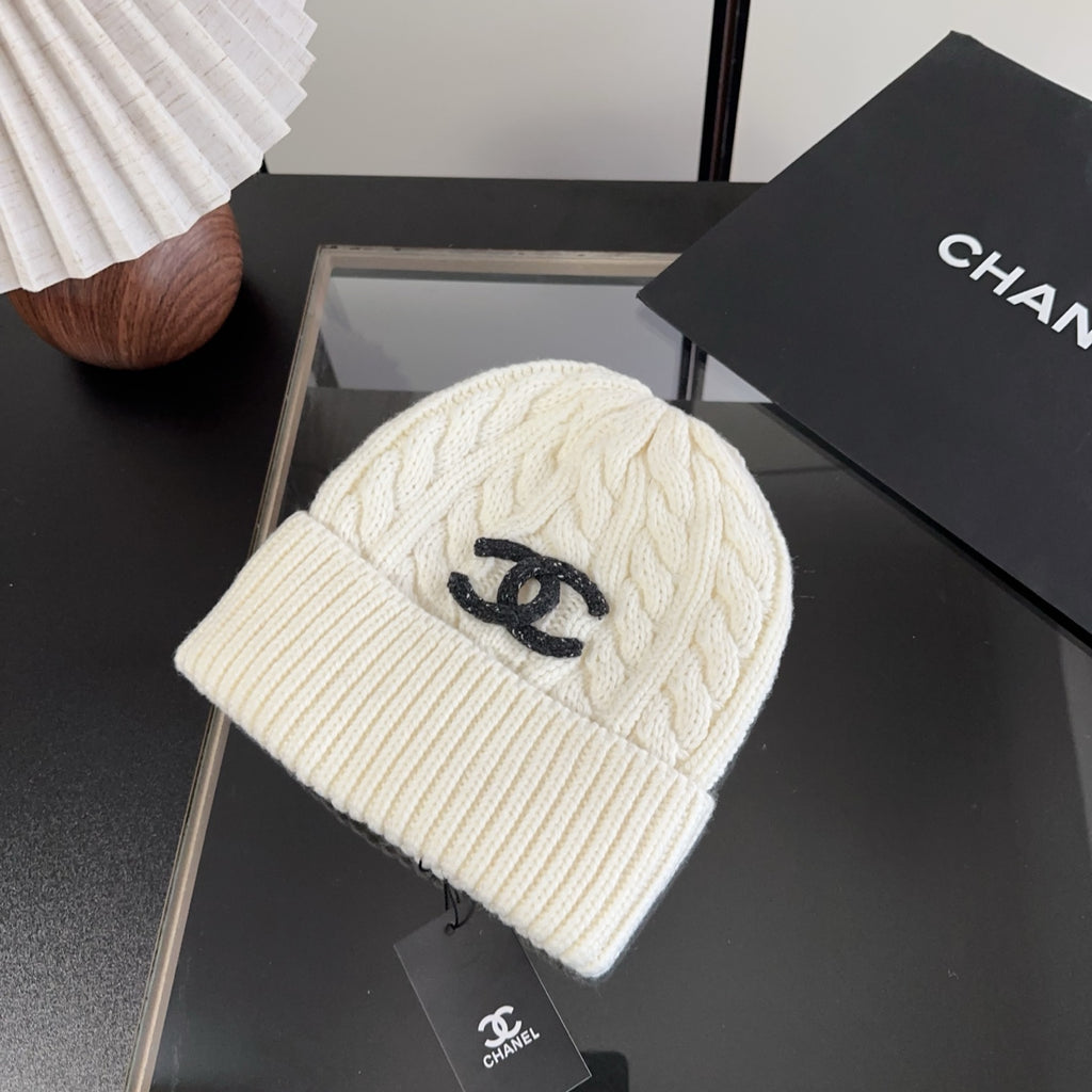 M1R86C23 Fashion hats