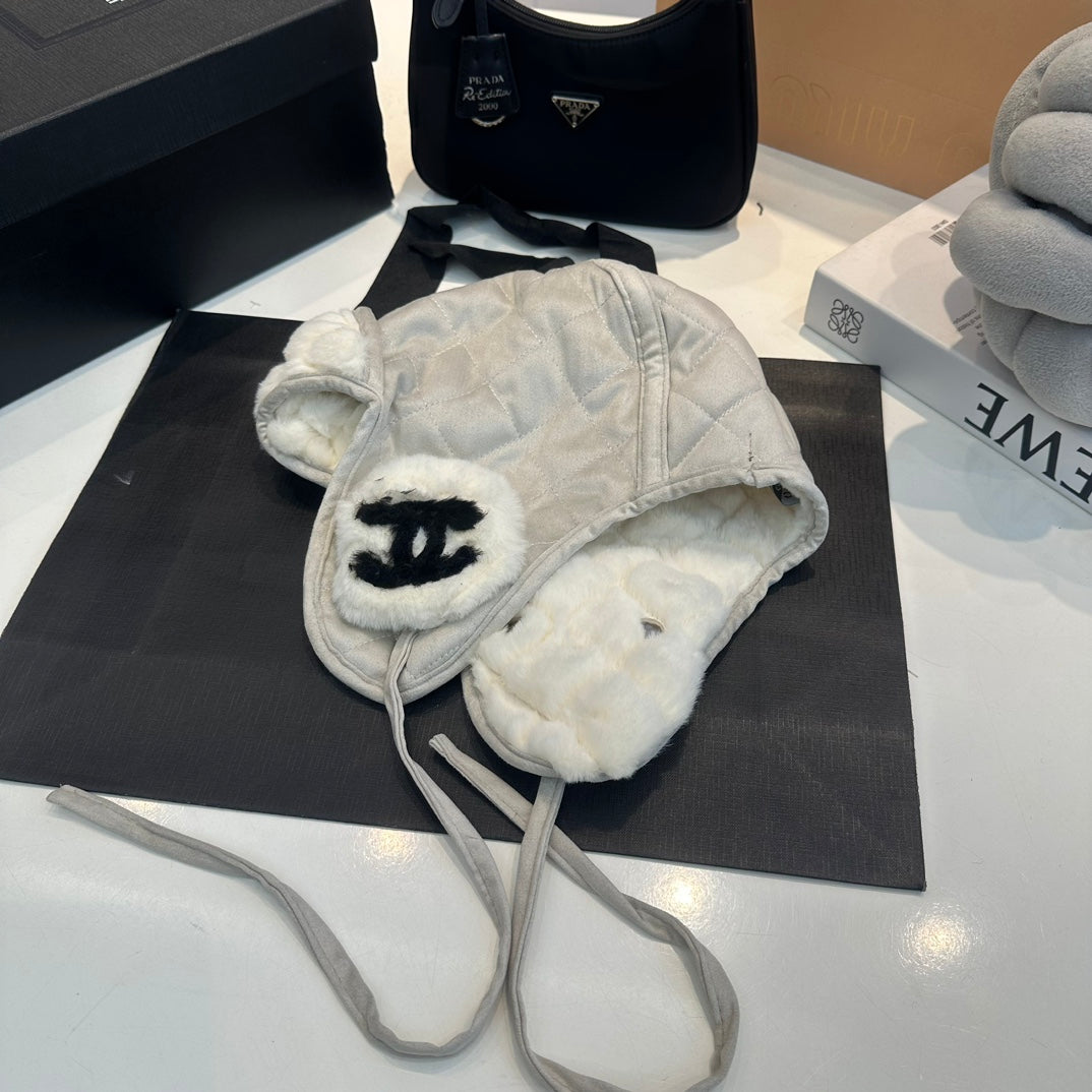 M1R96C5 Fashion hats