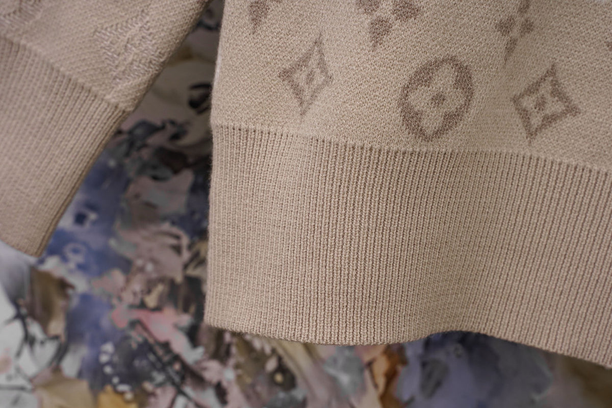 U1R106E11 Fashion Sweaters