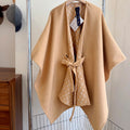 W1R86V45 Fashion cape