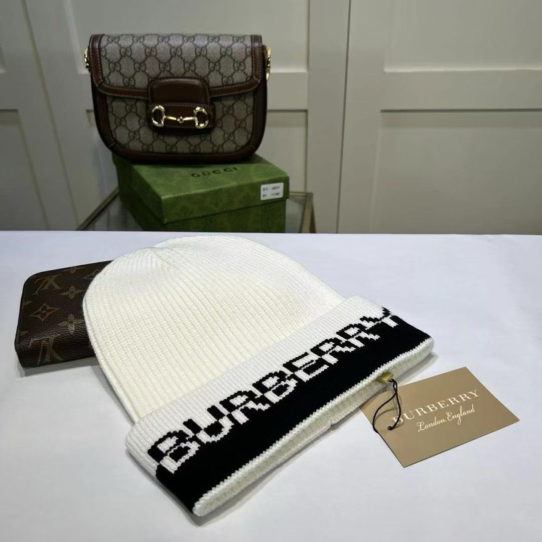 M1R86R80 Fashion hats