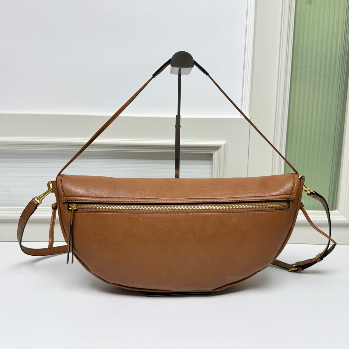 B1R86N3 Popular leather bag