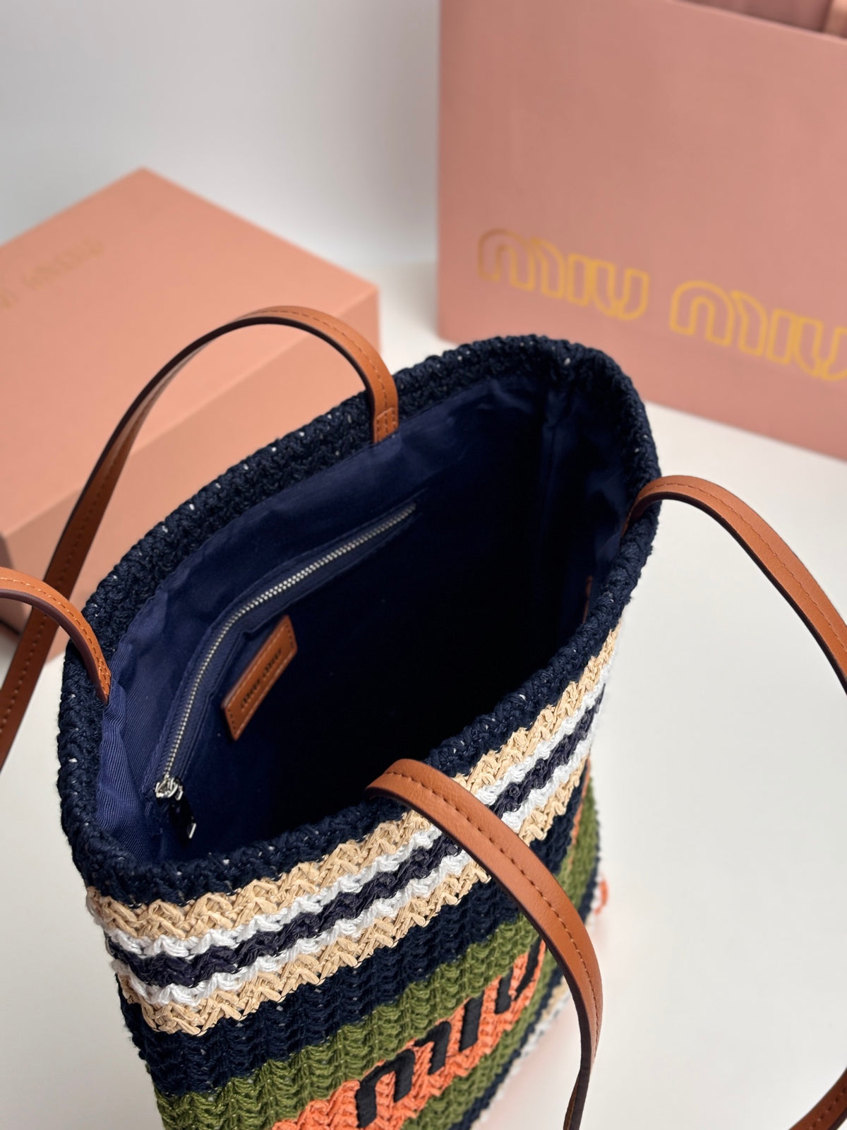 1XA77B Popular   Woven Bag