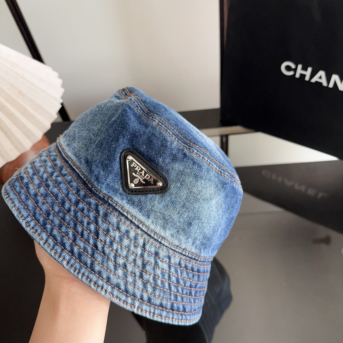 M1R96P26 Fashion hats