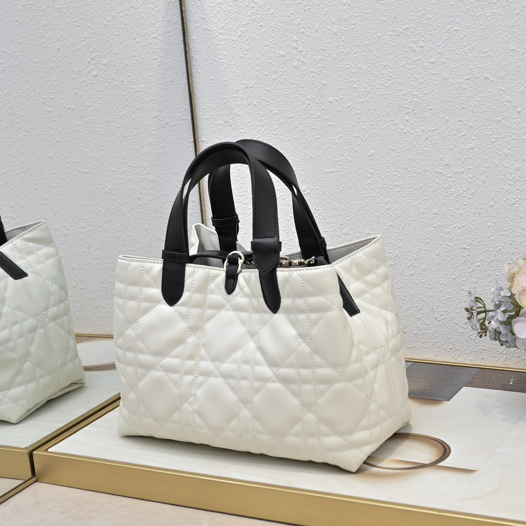 B1R76D40 Fashion leather bag