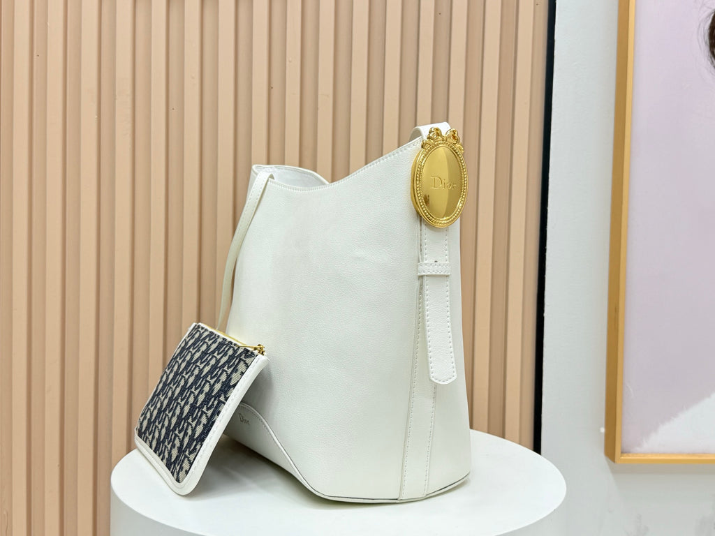 B1R76D45 Fashion leather bag