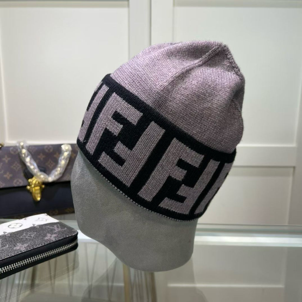 M1R86F79 Fashion hats