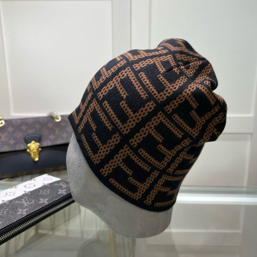 M1R86F31 Fashion hats