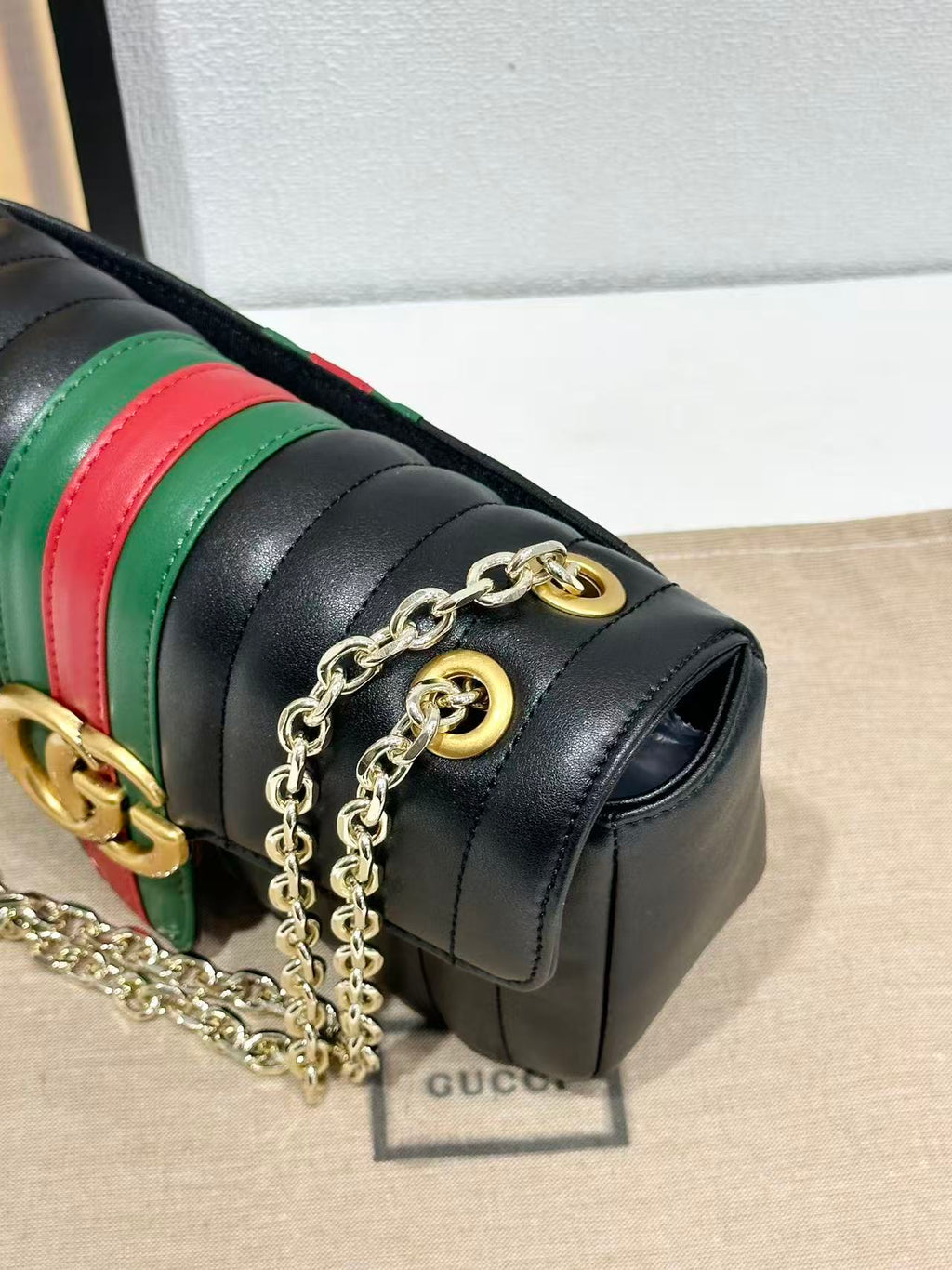 B1N96U34 Popular leather bag